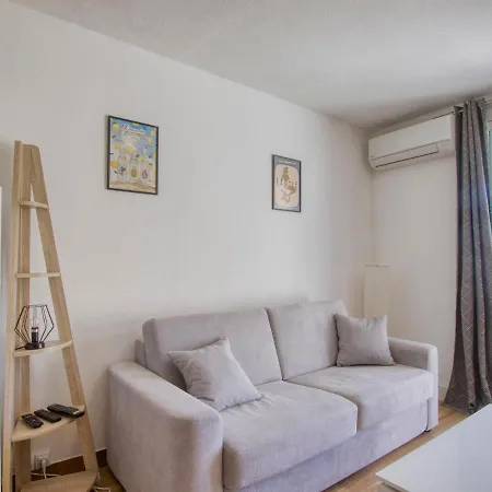 Lägenhet Les Lavandes-18 By Interhome *